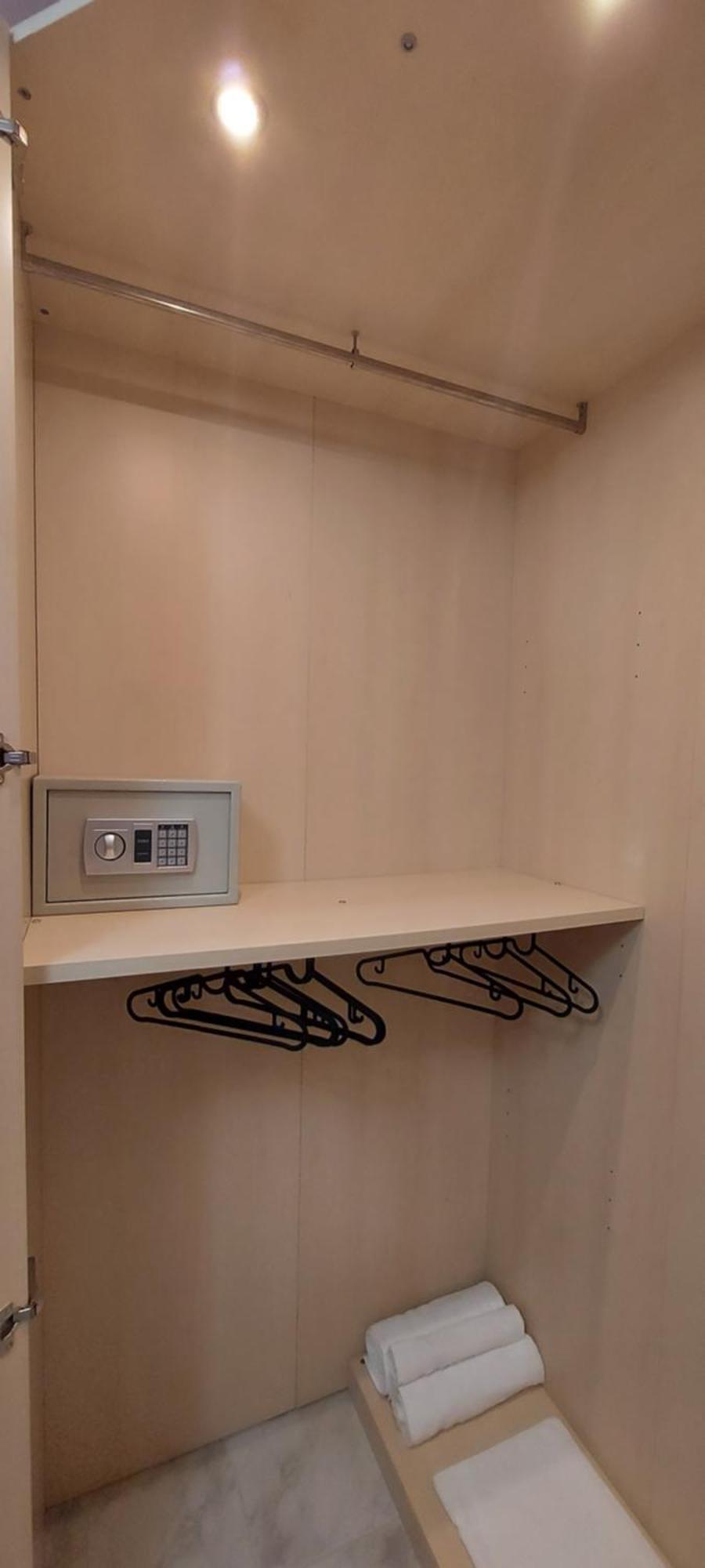 Lungofiume Suite 阿韦利诺 外观 照片